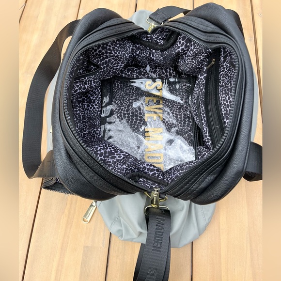 STEVE MADDEN Grey Nylon and Black Leather Duffle Bag with Gold Hardware - Picture 6 of 14